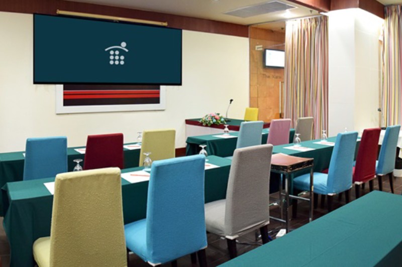 The Color Living Hotel : The Agate