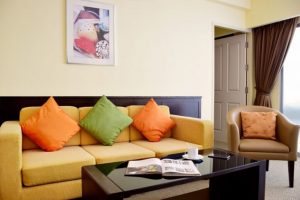 โรงแรม เดอะ คัลเลอร์ ลิฟวิ่ง : Accommodation