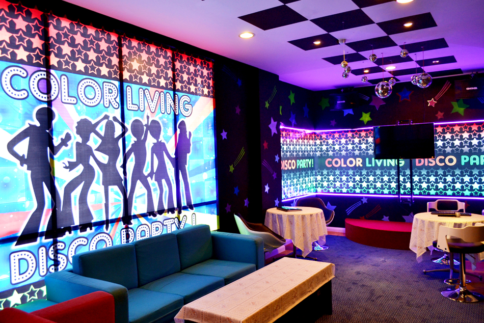 The Color Living Hotel : Karaoke Room
